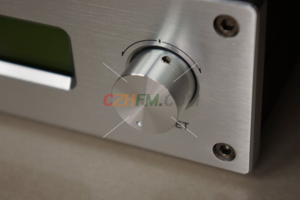 (imagen para) 0-25Watt Professional FM Transmitter [CZE-T251] - Pinche Imagen para Cerrar