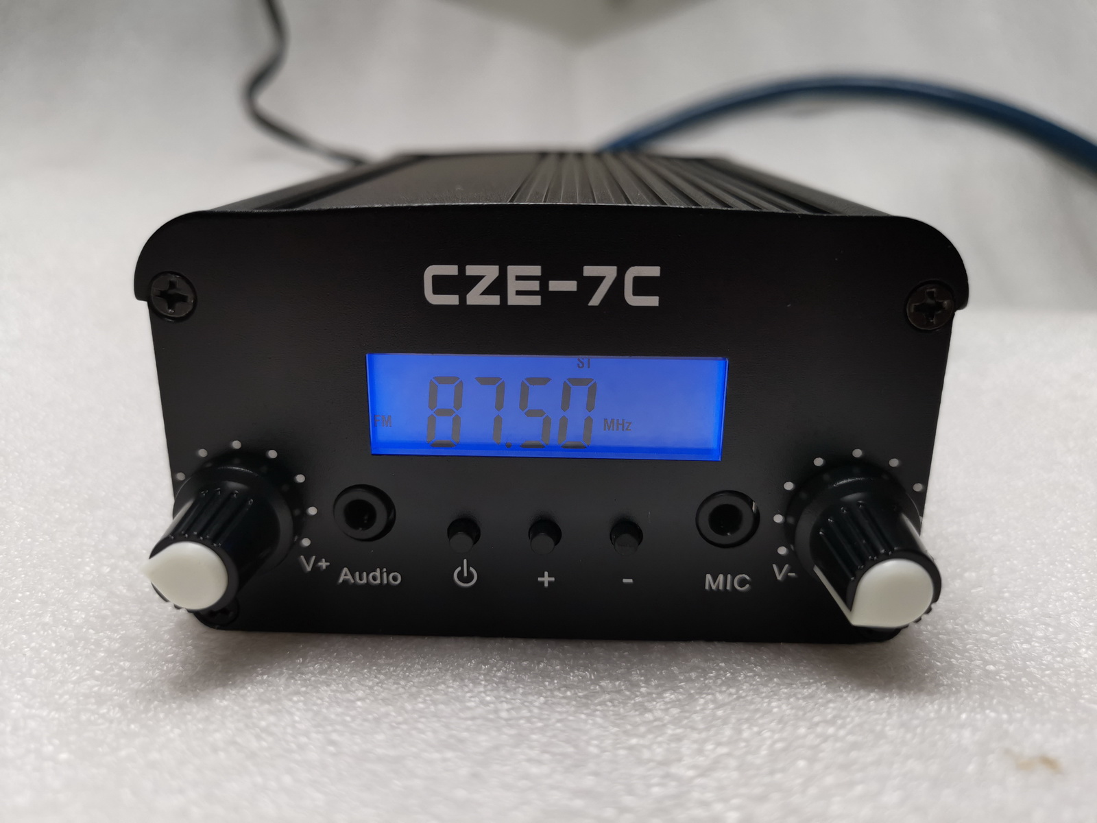 (imagen para) Transmisor de transmisión de 7 vatios PLL FM estéreo [CZE-7C] - Pinche Imagen para Cerrar